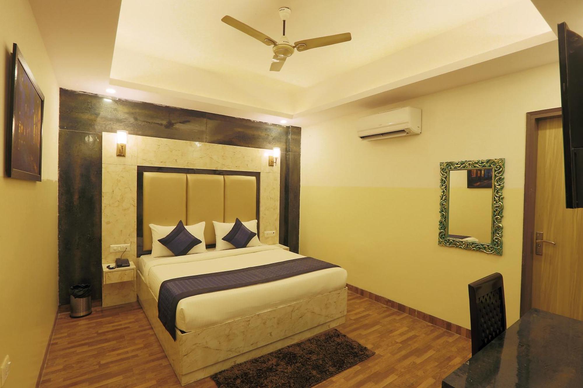 Plazzo Prime Plaza At Delhi Airport Bed and Breakfast Nueva Delhi Exterior foto